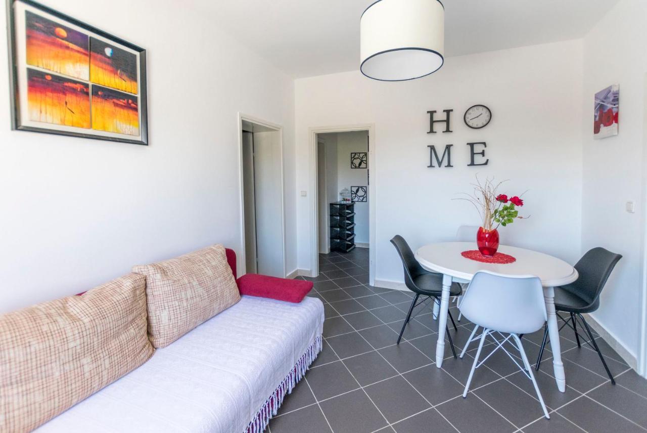 Apartments Zmika Primosten Luaran gambar