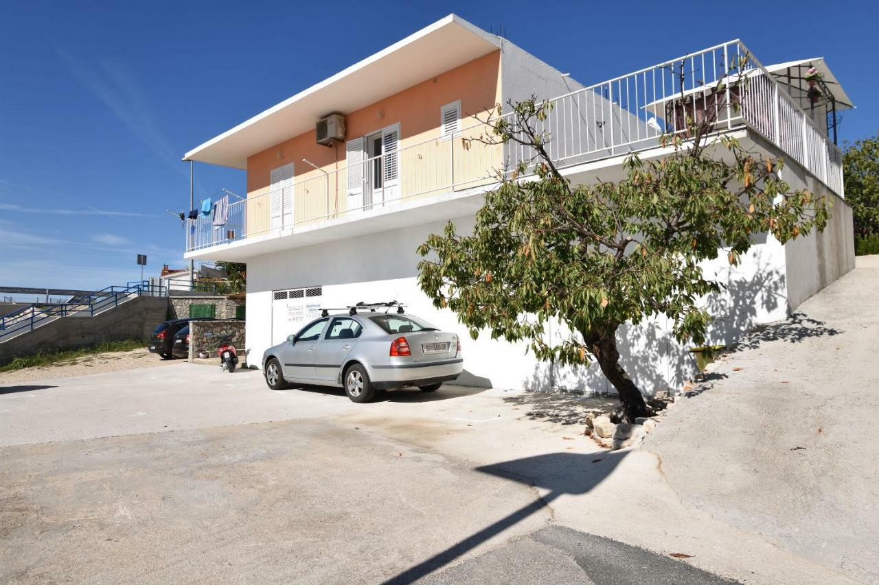 Apartments Zmika Primosten Luaran gambar