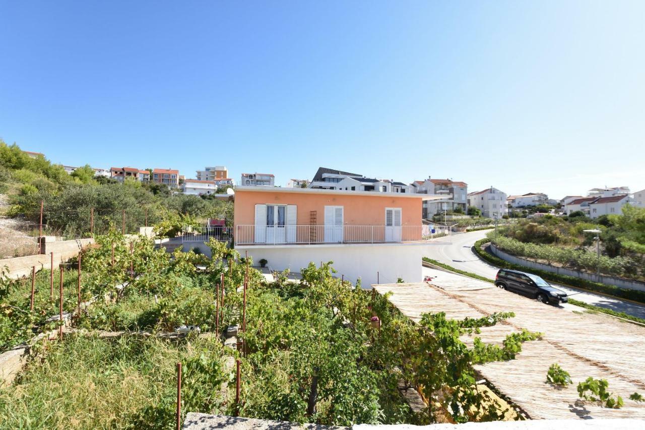 Apartments Zmika Primosten Luaran gambar