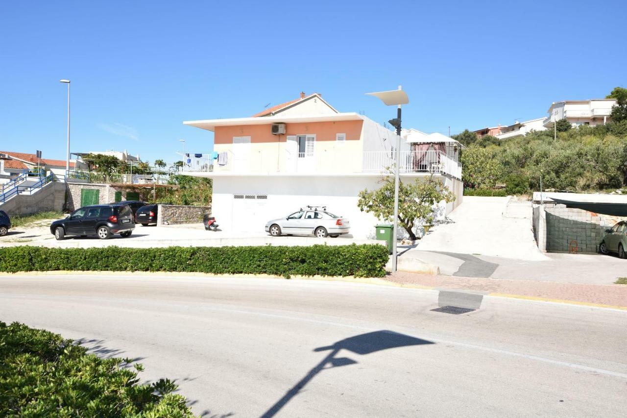 Apartments Zmika Primosten Luaran gambar