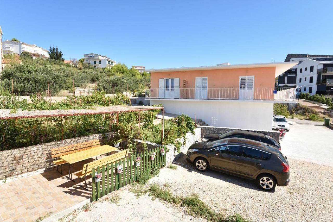 Apartments Zmika Primosten Luaran gambar